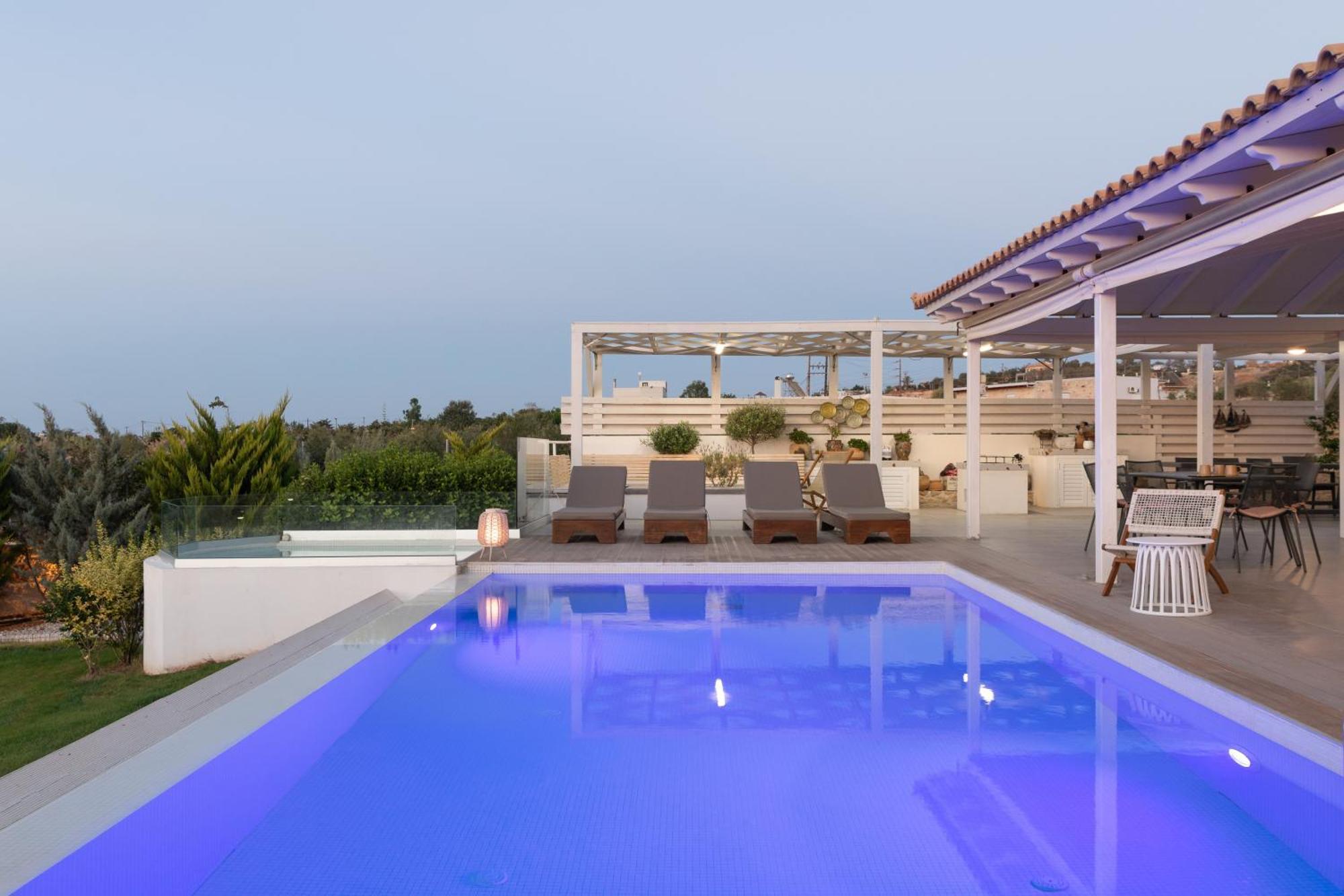 Alba Bianca Villa, Family Retreat With Heated Pool By Thinkvilla Hersonissos  Exterior foto