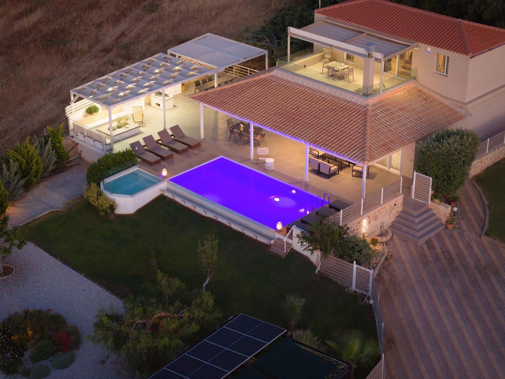 Alba Bianca Villa, Family Retreat With Heated Pool By Thinkvilla Hersonissos  Exterior foto